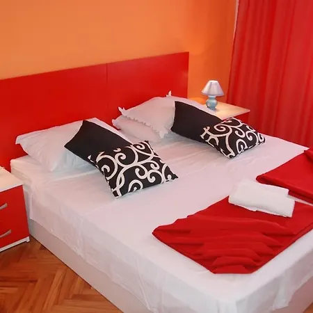 Zorana Hostel Hvar Town