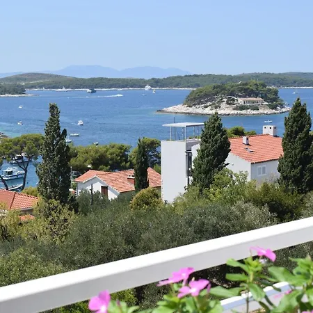Hostal Zorana Hvar Town
